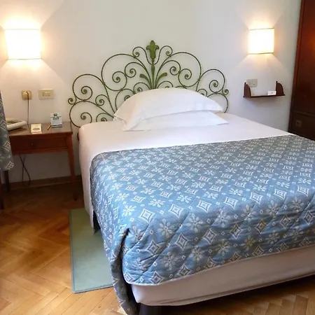 Classic Hotel 3*