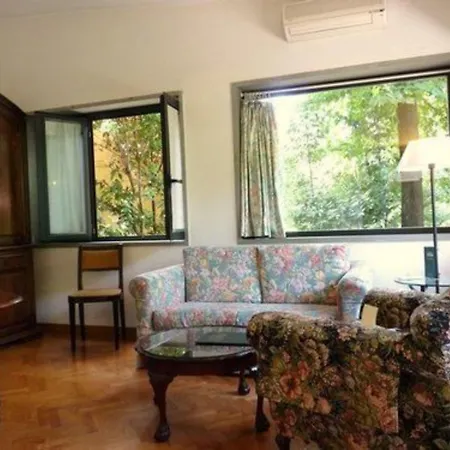 Classic Hotel 3*