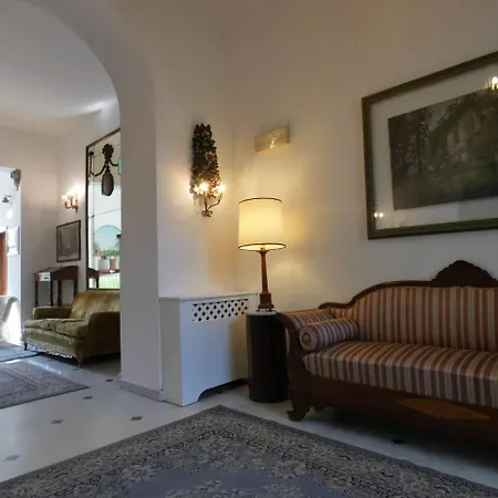 克拉西克酒店 酒店